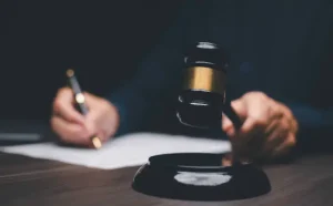 التمثيل القانوني في قضايا الديون