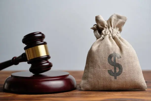 التمثيل القضائي لاسترداد الديون