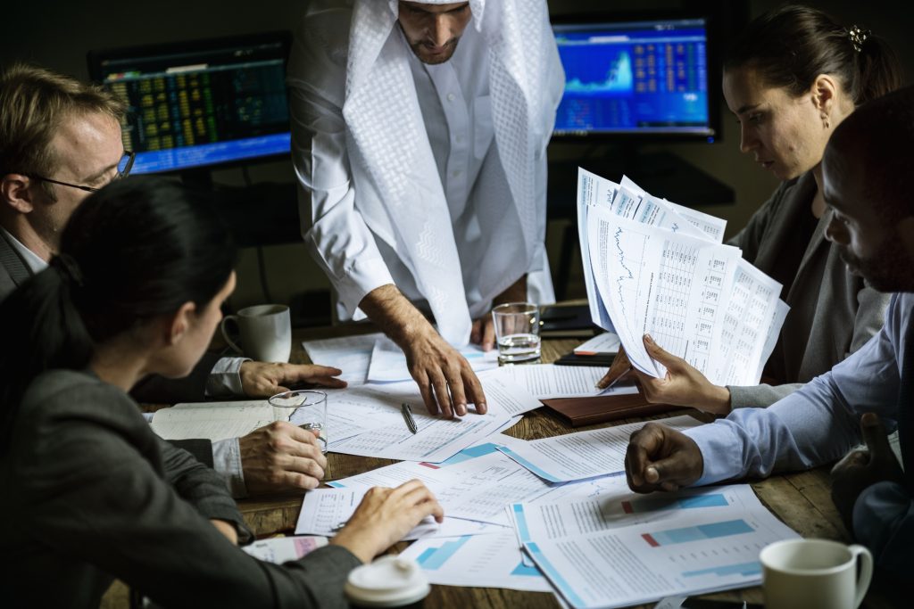 إجراءات التمثيل القانوني في الإمارات: دليل شامل للشركات مع B2B