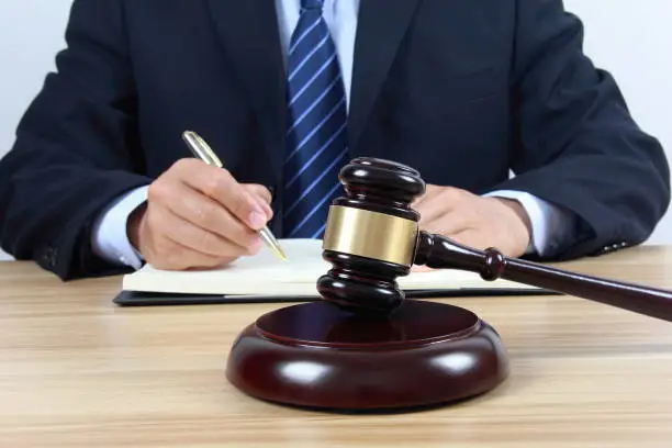 محامي القضايا المحلية | إجراءات أساسية فعالة